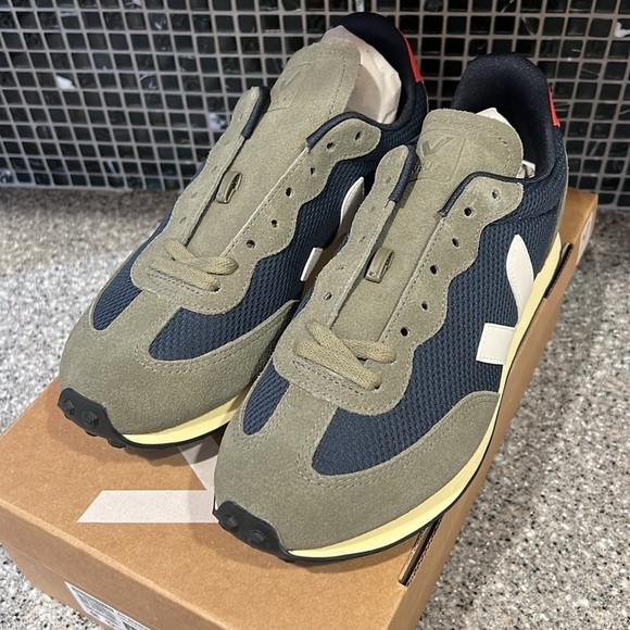 VEJA Rio Branco Alveomesh Sneakers New With Box Size 41 EU / size 8 US - Picture 5 of 10